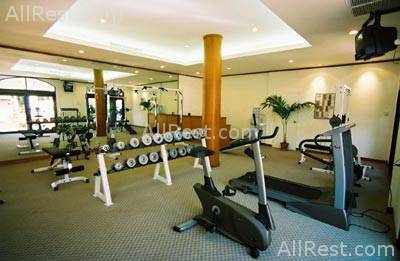 Woodlands Resort 38